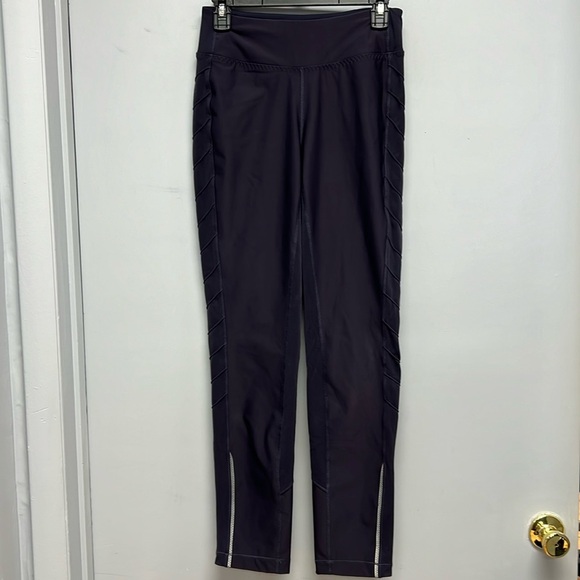 Lululemon Women’s Leggings- Deep Purple Size 4 - Picture 2 of 12